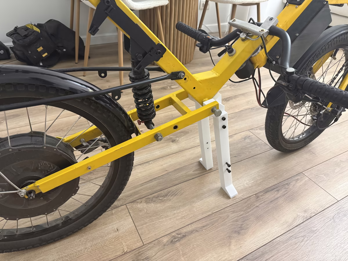 Prototype of the central stand